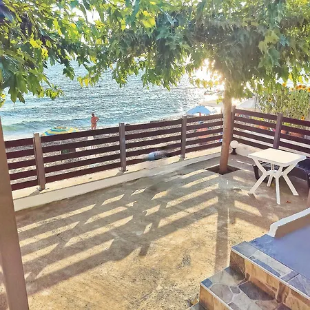 Beach Front House At Agios Ilias Pyrgos Near Ancient Olympia Exterior photo